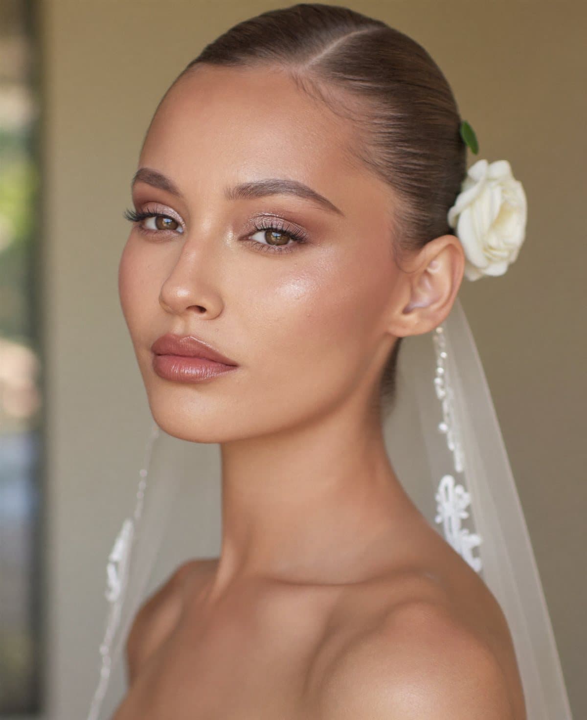 Maquillaje de novia profesional con técnica de piel blindada de alta durabilidad